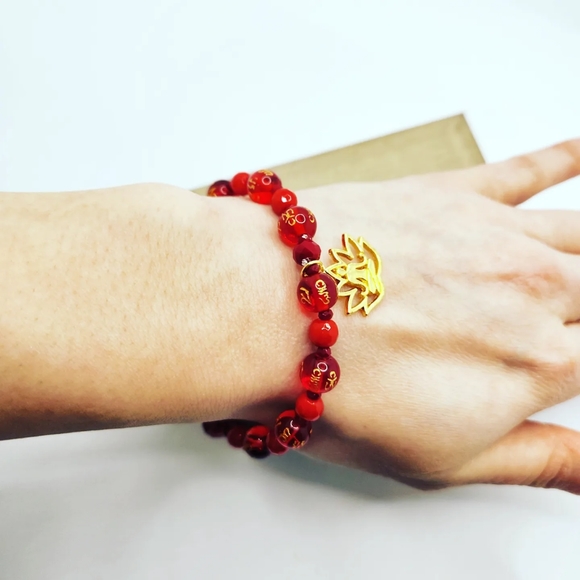 Red Coral (lab created), Czech Glass, Mantra Quartz Lotus Charm bracelet - Picture 5 of 5